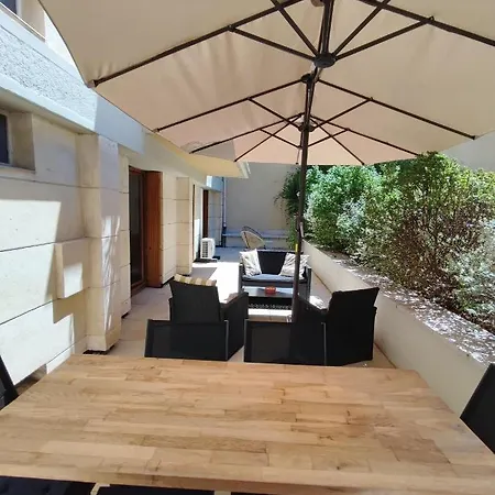 Le Thiers-temps - Ac Clim - Grande Terrasse - Proche Theatres Apartment